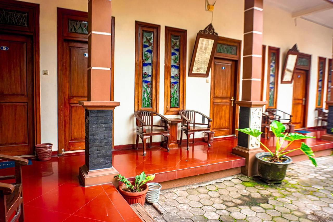 Hotel Laweyan Solo Bagian luar foto