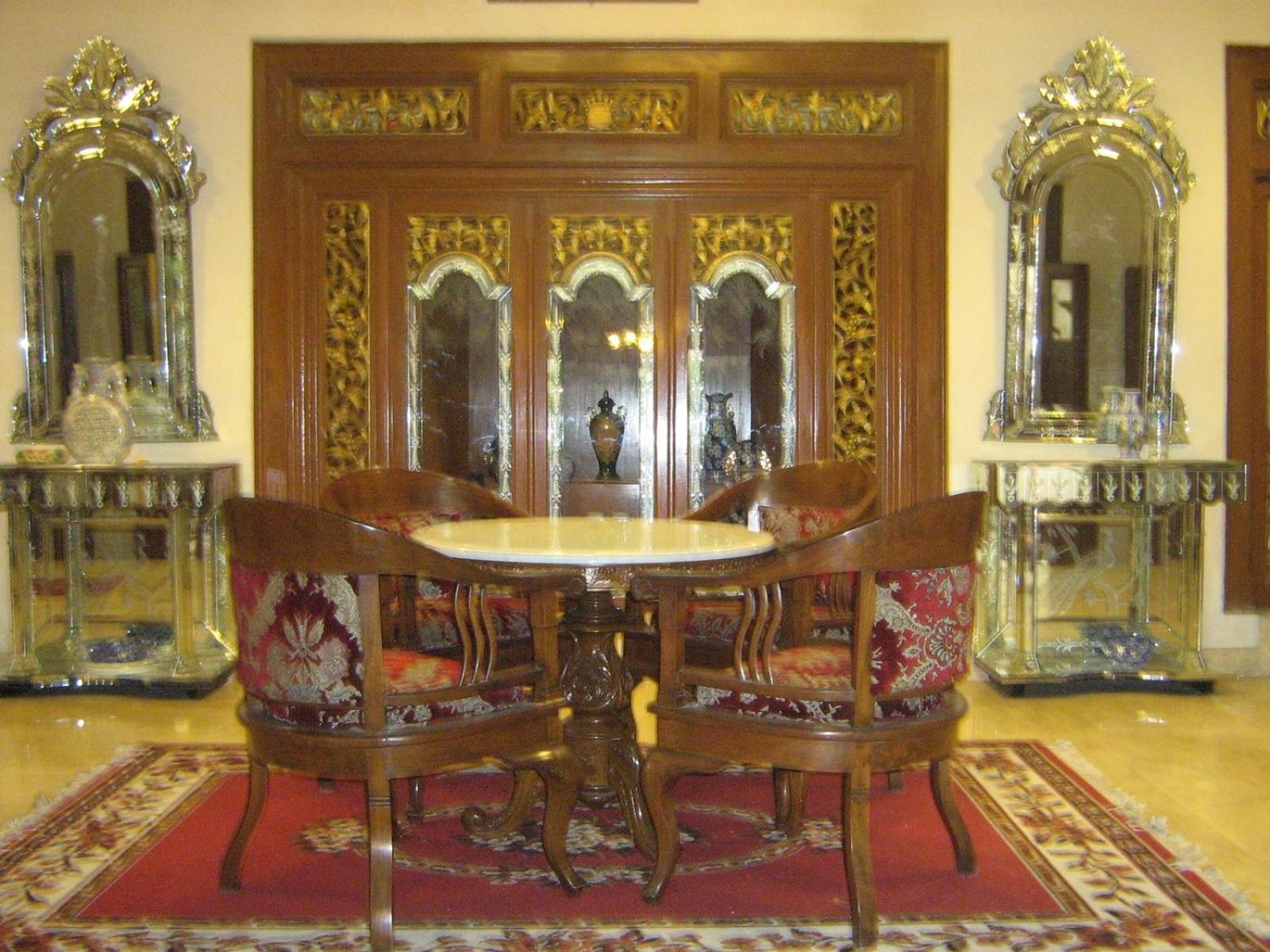 Hotel Laweyan Solo Bagian luar foto