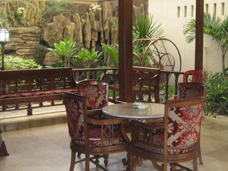 Hotel Laweyan Solo Bagian luar foto